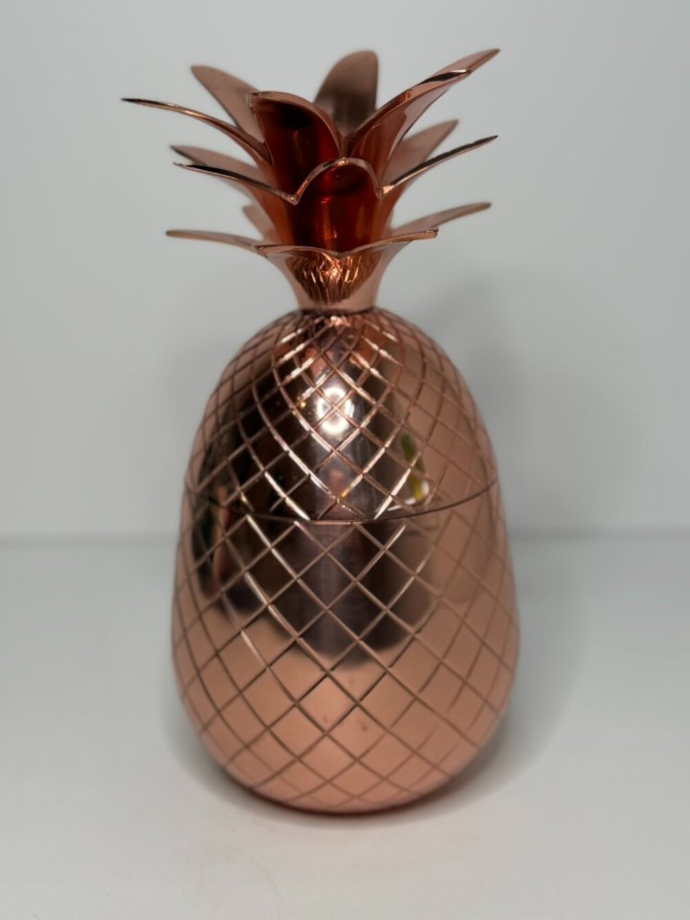 Absolut Elyx Copper Pineapple – Luxe Bar Cart Décor (No Inner Cup)